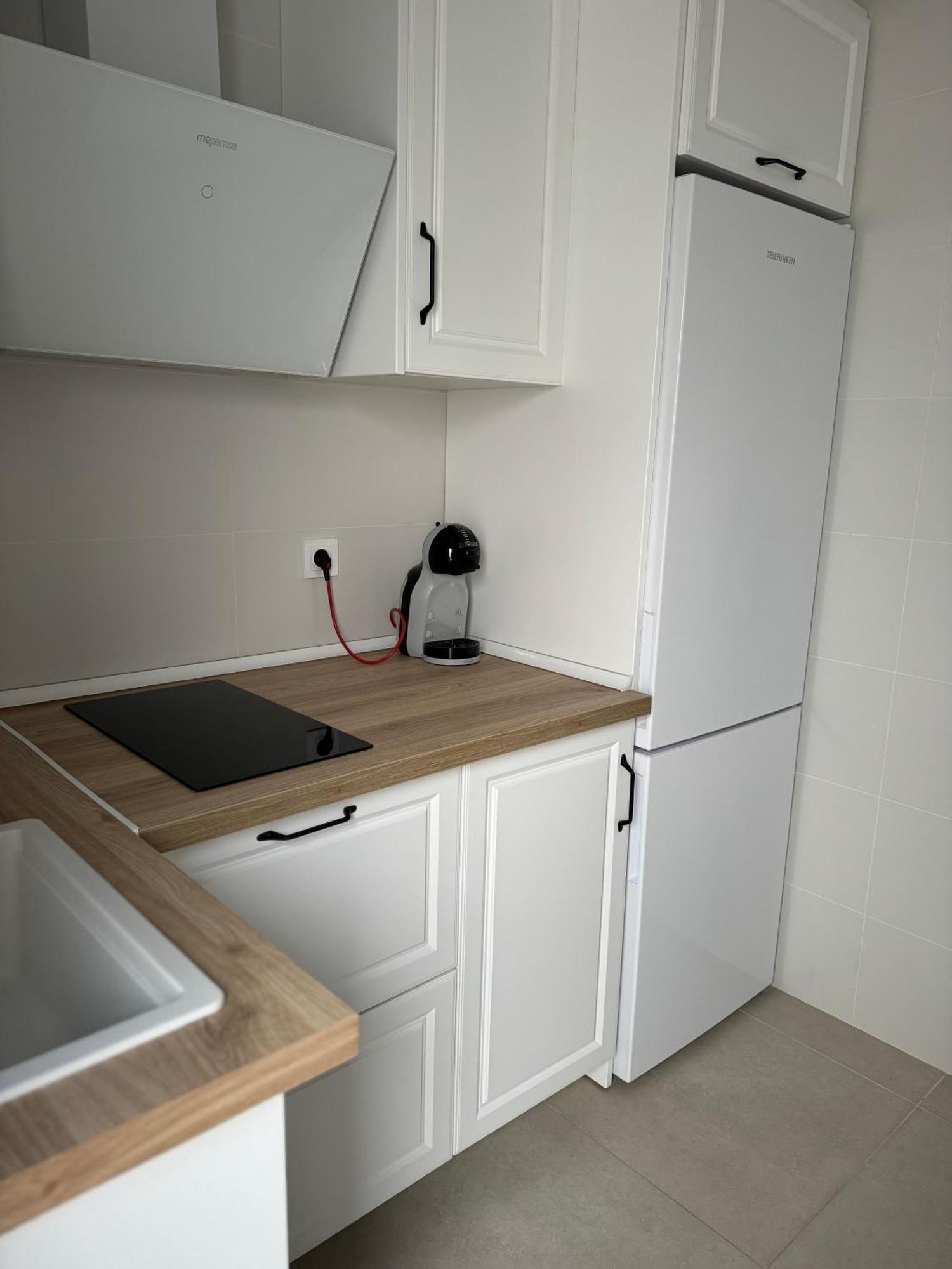 California 2a Apartment Baeza